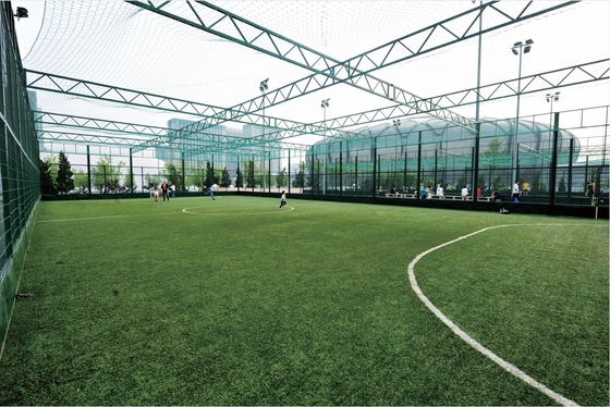60 mm Wysokość stosów Piłka nożna Sztuczna trawnika Sport fałszywa trawa 5/8' gabaryt 140 szwów / M Sztuczna trawa