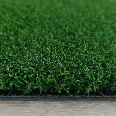Wysokiej wydajności sztuczna trawnika golfowa Dtex 5500 o wysokiej przepuszczalności wodnej i odporności na promieniowanie UV