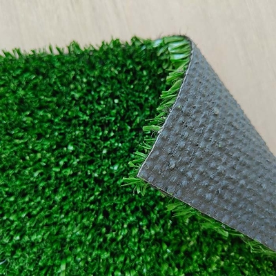 12 mm zielona sztuczna trawa do tenisa Wielofunkcyjna sztuczna trawa z odpornością na promieniowanie UV i doskonałą przepuszczalnością wody